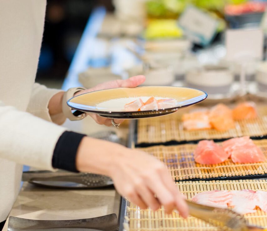 ✈️🍣 SUSHI EN LA RESTAURACIÓN EN RUTA: LA EXPERIENCIA DE SUSHICAN EN LA SALA VIP DEL AEROPUERTO DE GRAN CANARIA